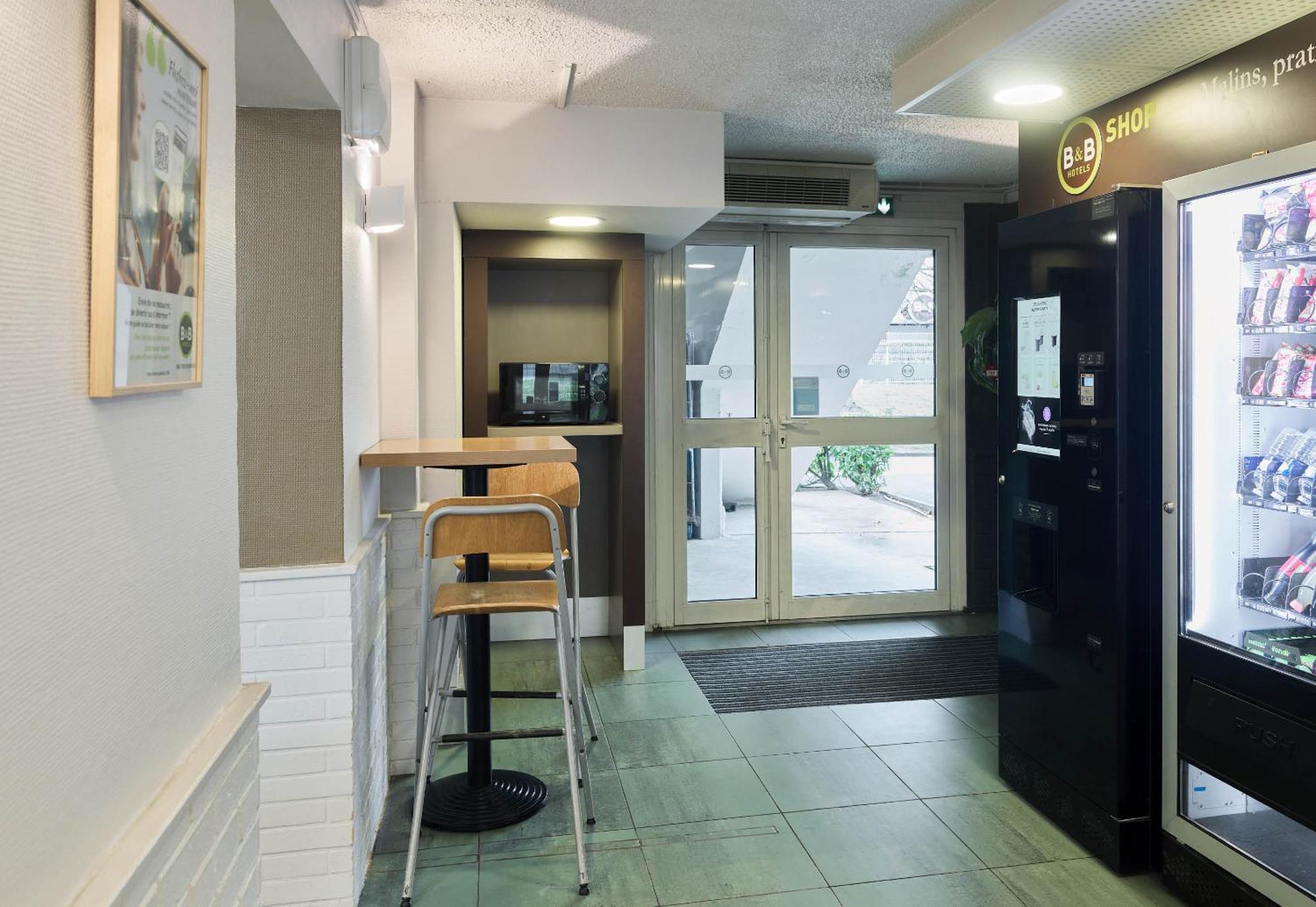 B&B Hotel 奥尔日河畔布雷蒂尼 外观 照片