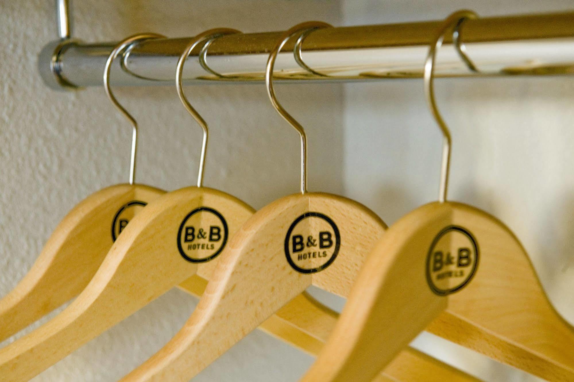 B&B Hotel 奥尔日河畔布雷蒂尼 外观 照片